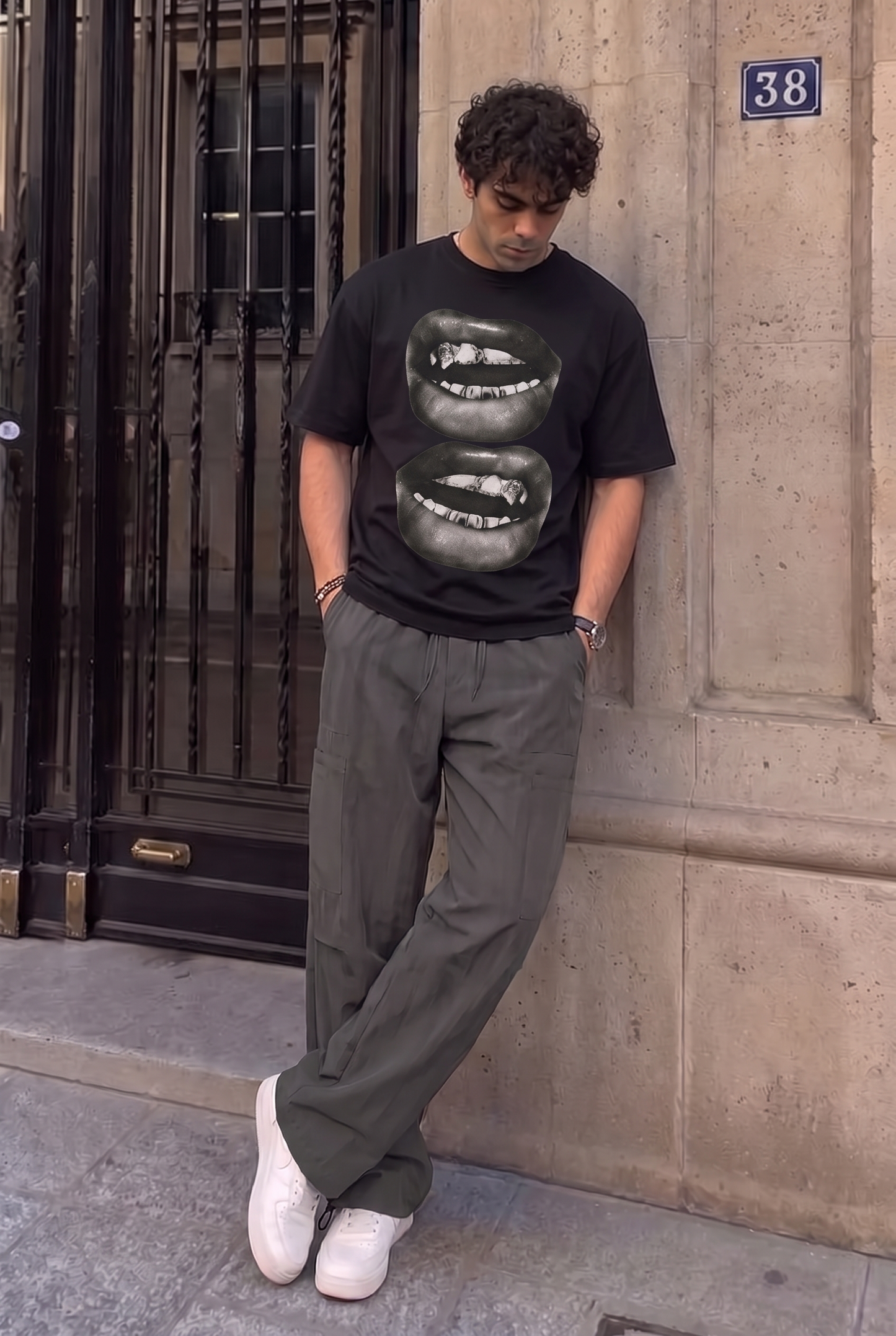 SET T-SHIRT IMPRIMÉ + PANTALON PARACHUTE
