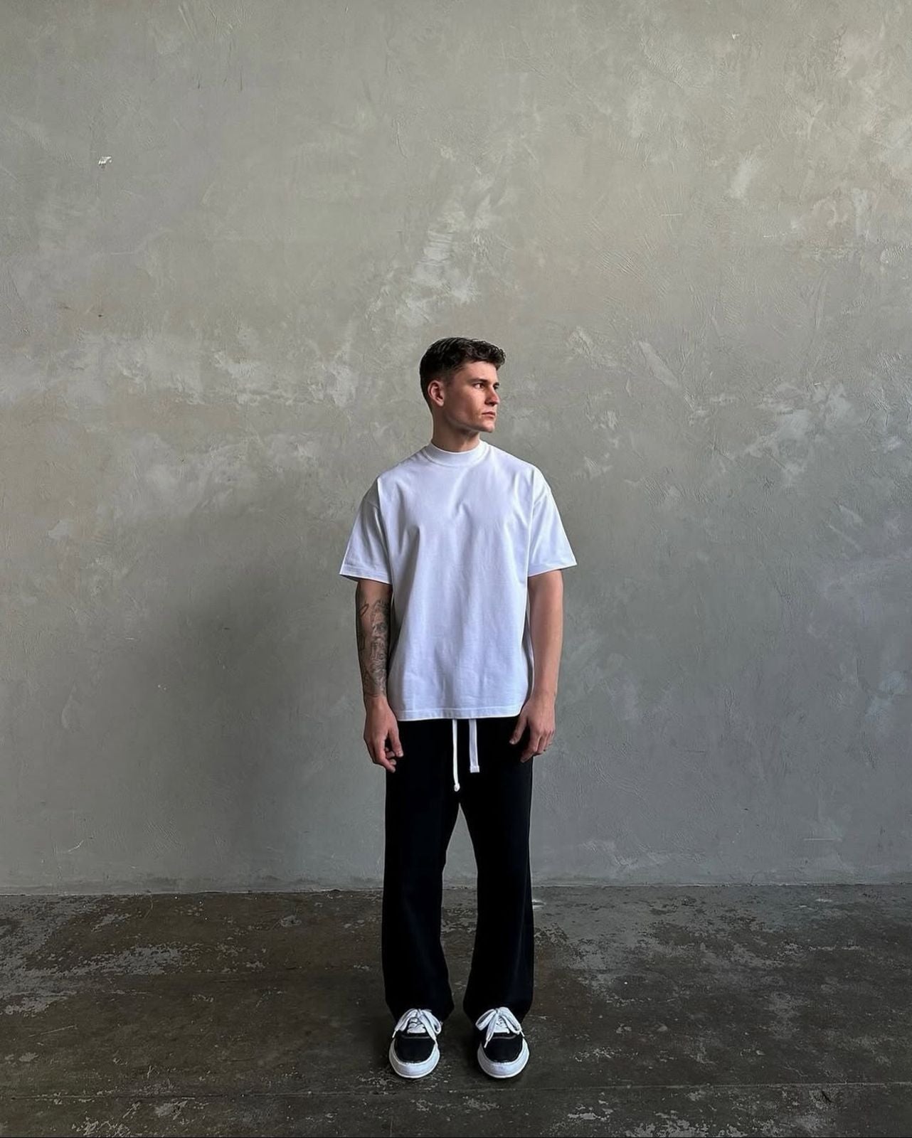 SET TSHIRT + BAGGY PANTAS